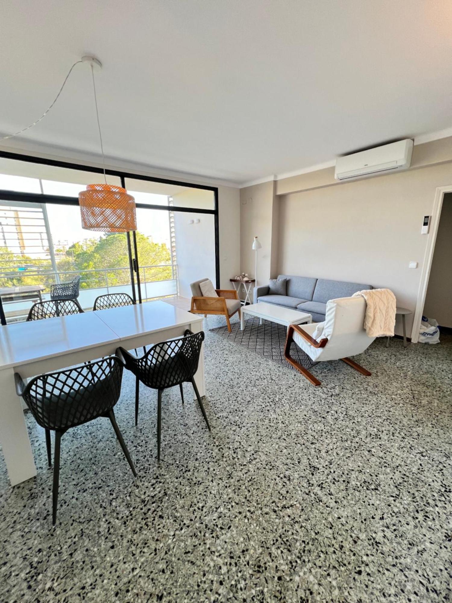 3 Room Apartment, 500M To Beach, Swimming Pool, Nice Terrace Roses Exterior photo