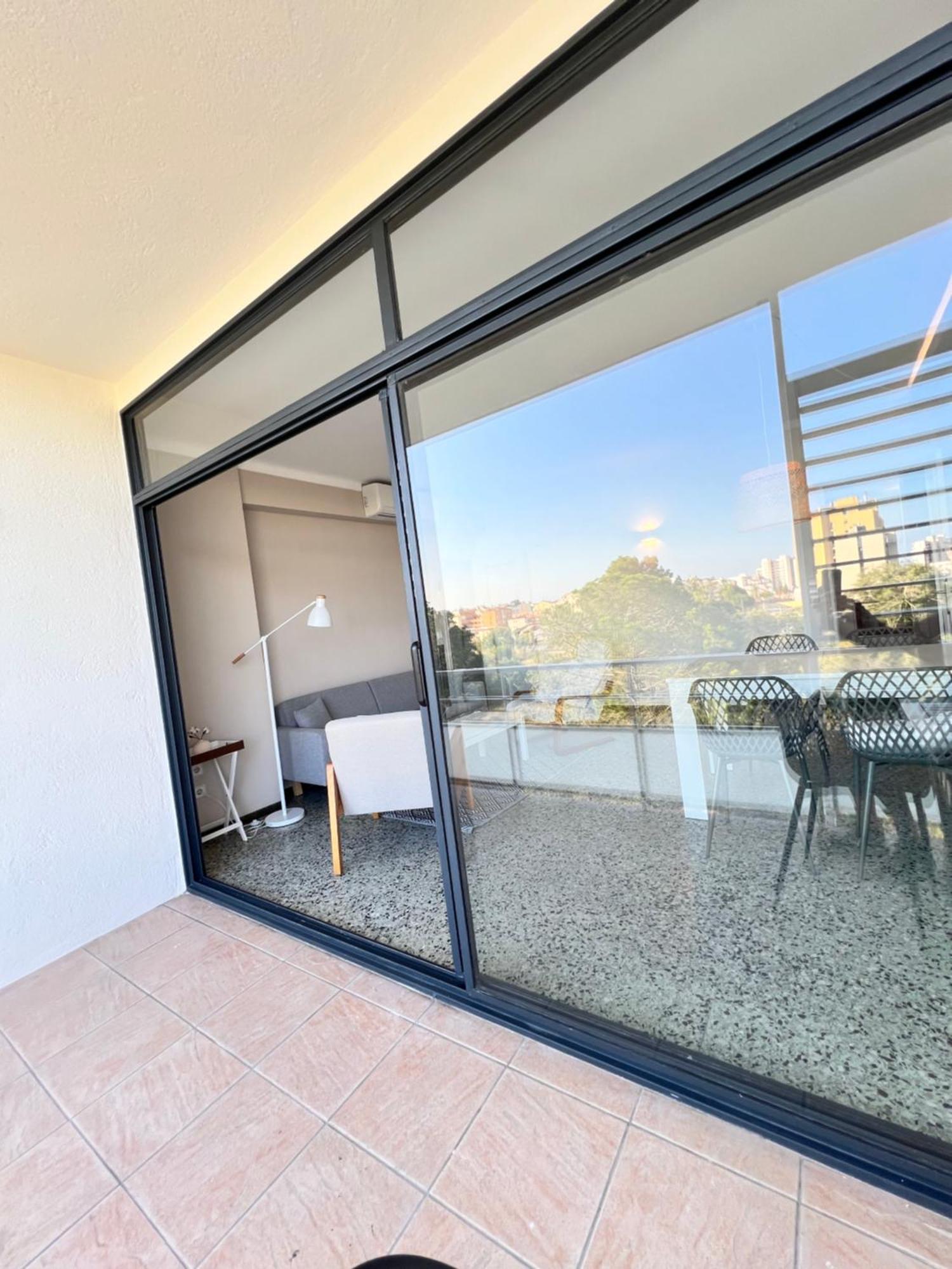 3 Room Apartment, 500M To Beach, Swimming Pool, Nice Terrace Roses Exterior photo